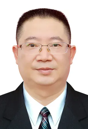 黃勤偉